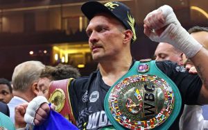 Олександр Усик завершить кар'єру після реваншу з Ф'юрі? Відповідає Олександр Красюк