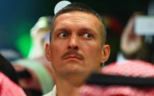 Олександр Усик відреагував на бійку батька Ф'юрі з членом його команди