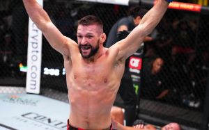 Слова Матеуша Гамрота після перемоги над Рафаелем Фізієвим на UFC Fight Night 228
