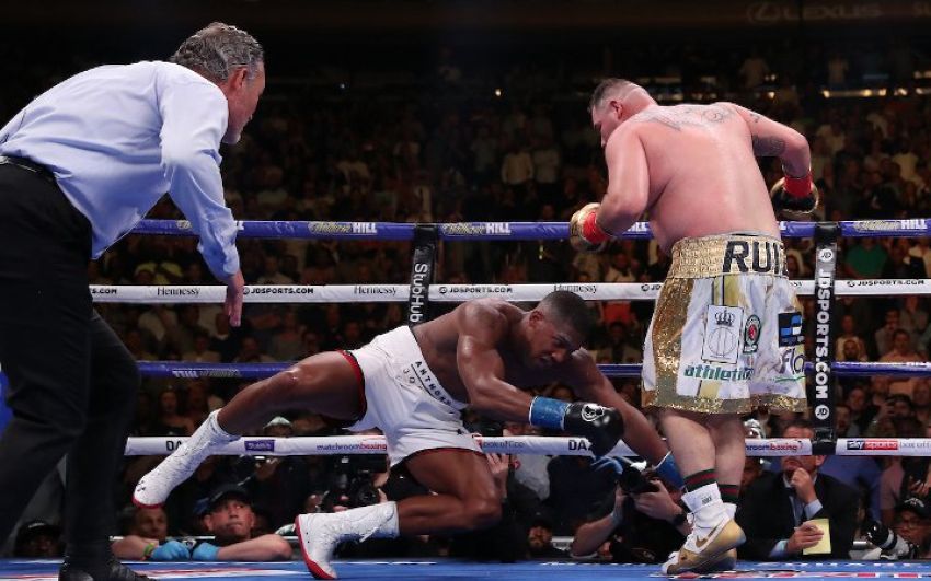 Деонтей Вайлдер: "Джошуа здався, тому що на нього сильно тиснули з Matchroom Boxing"