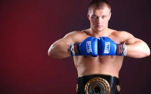 Глазков віддав Продивусу 65 000 доларів відступних, щоб перейти в професіонали