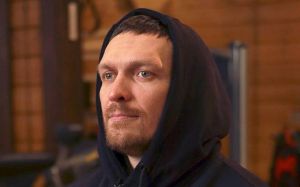 Олександр Усик розповів, як розписаний його звичайний тиждень у тренувальному таборі