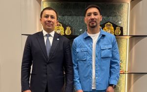 Турки Аль аш-Шейх незадоволений Адамесом: "Він витратив мій час і втратив свій шанс на об'єднавчий бій"