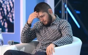 ФНС прокоментувала інформацію про арешт рахунків Хабіба Нурмагомедова
